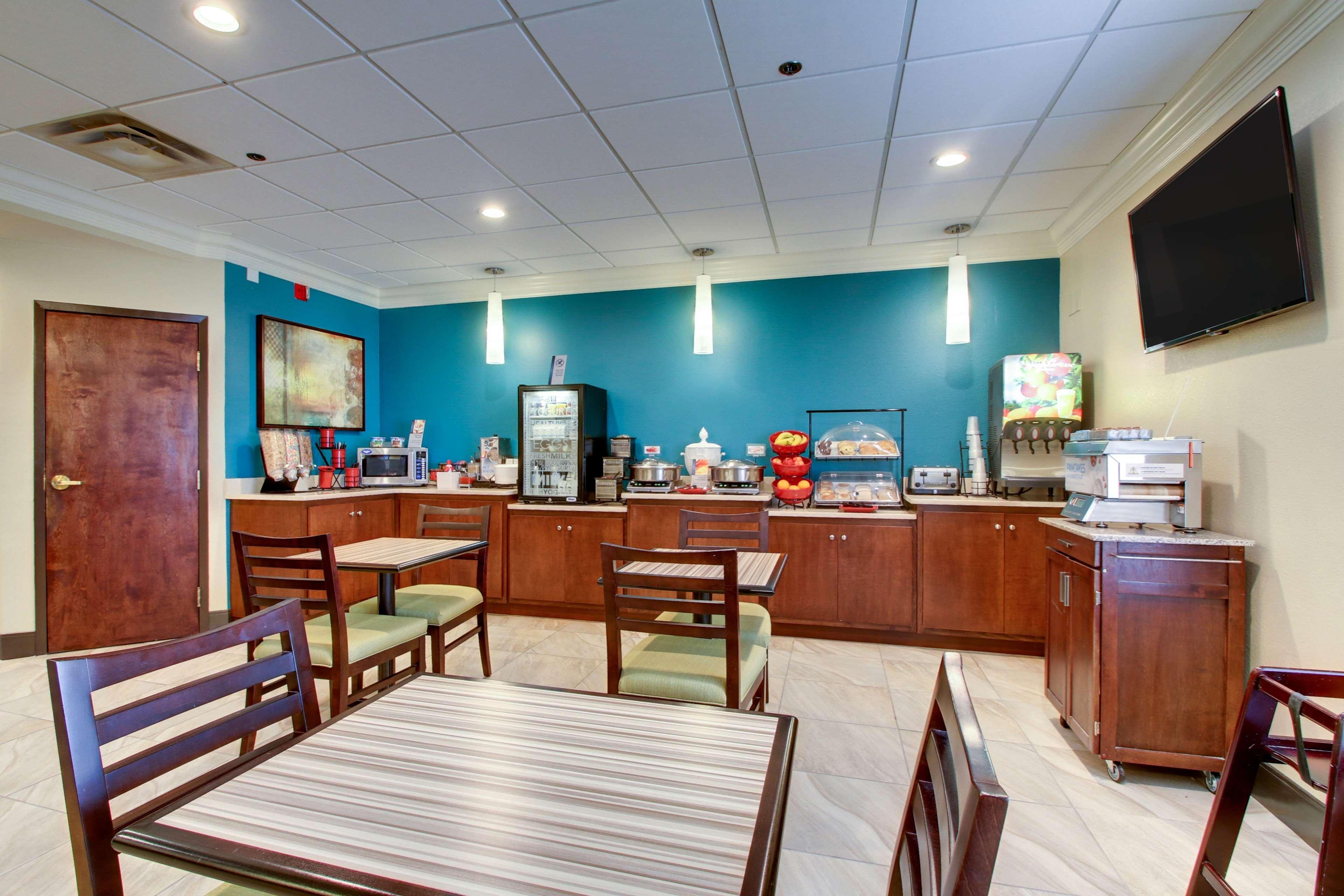 Best Western Eagles Inn Morehead Exteriör bild